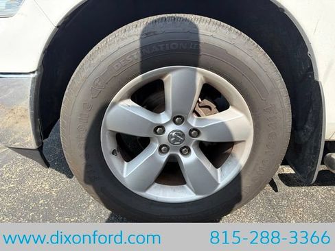Used 2016 RAM 1500 Classic SLT AWD/4WD image 11