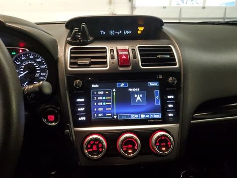Used 2017 Subaru Crosstrek 2.0i Limited AWD/4WD image 18