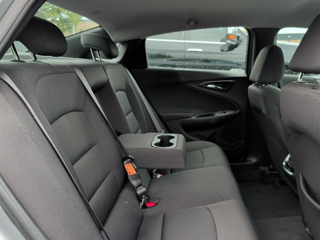 Used 2024 Chevrolet Malibu LT FWD image 35