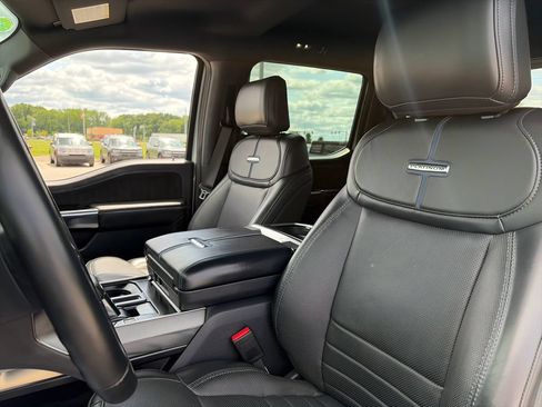 Used 2025 Ford F150 Platinum AWD/4WD image 19