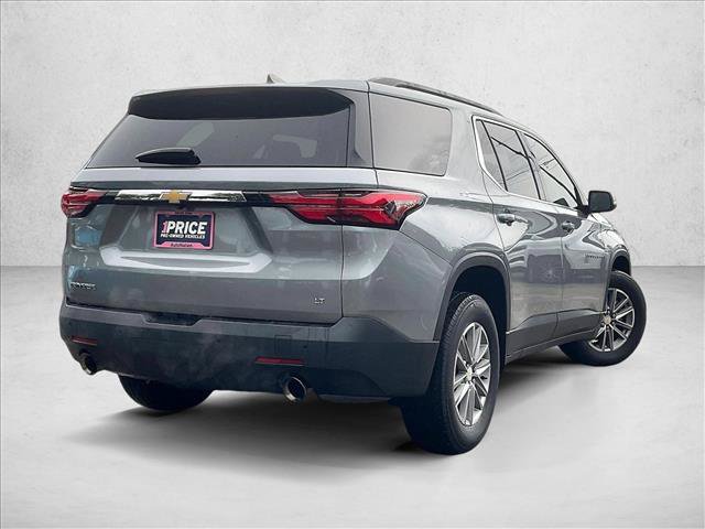 Used 2023 Chevrolet Traverse LT FWD image 2