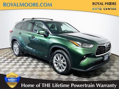 Used 2023 Toyota Highlander Limited