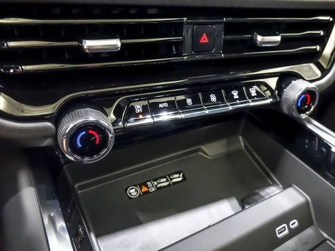 New 2026 Chevrolet Tahoe Premier image 24