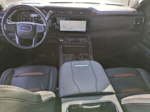 Used 2024 GMC Sierra 2500 AT4 w/ AT4 Premium Plus Package image 27