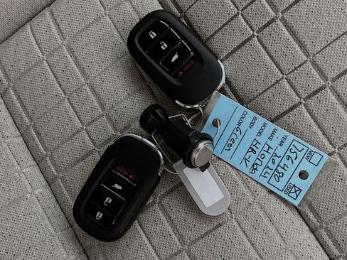 Used 2024 Honda HR-V LX image 36