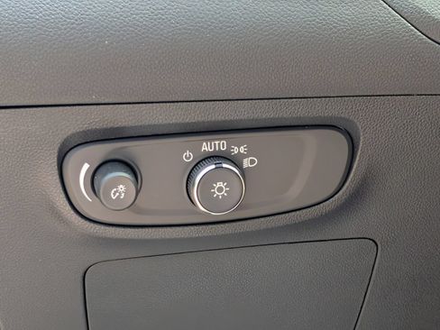 Used 2024 Buick Encore GX Sport Touring w/ Comfort Package FWD image 12