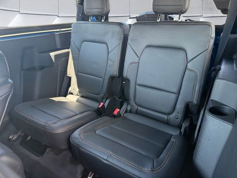 Used 2022 Ford Bronco Badlands image 18