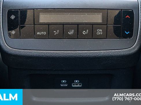 Used 2025 Nissan Pathfinder SV FWD image 56