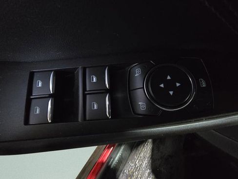 Used 2020 Ford Explorer XLT w/ Equipment Group 202A image 27