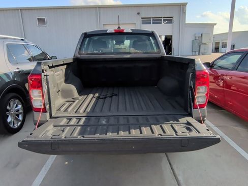 Used 2024 Ford Ranger XL image 8