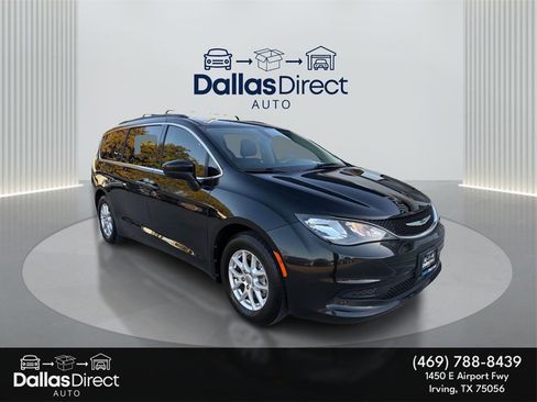 Used 2021 Chrysler Voyager Lxi image 1