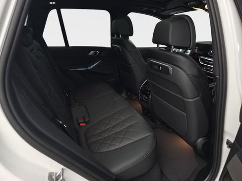 New 2026 BMW X5 xDrive50e w/ M Sport Package image 11