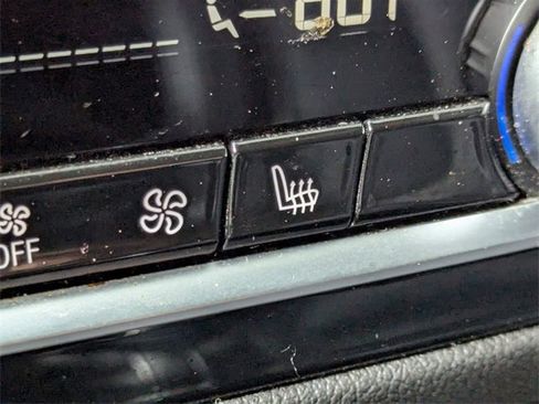 Used 2022 BMW 530i w/ Premium Package image 17