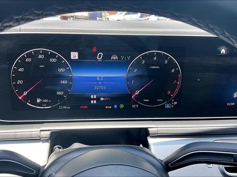 Used 2025 Mercedes-Benz GLS 450 4MATIC image 11
