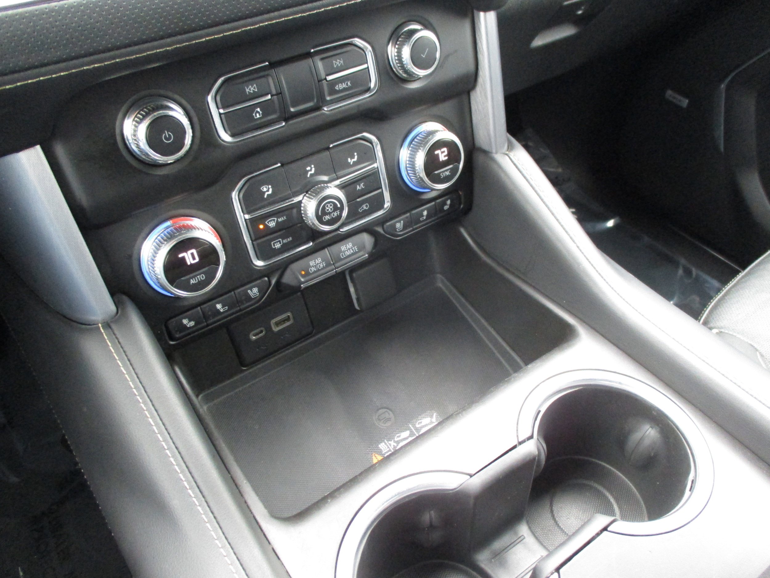 Used 2021 GMC Yukon SLT RWD image 27