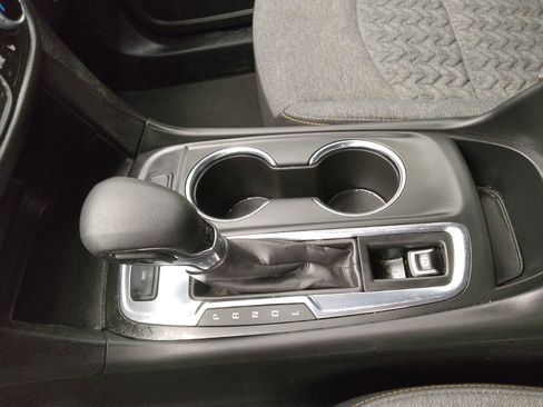 Used 2023 Chevrolet Equinox LT image 26