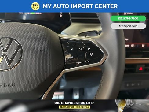 Used 2025 Volkswagen ID. Buzz Pro S image 15