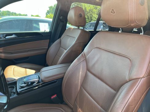 Used 2016 Mercedes-Benz GLE 400 4MATIC image 16