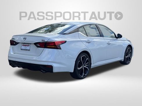 New 2025 Nissan Altima 2.5 SR w/ SR Premium Package image 6
