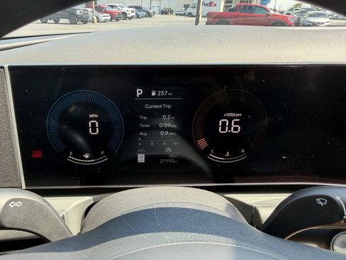 Used 2025 Hyundai Tucson SEL FWD image 24