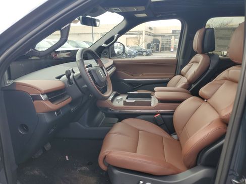 New 2026 Lincoln Navigator Reserve image 12