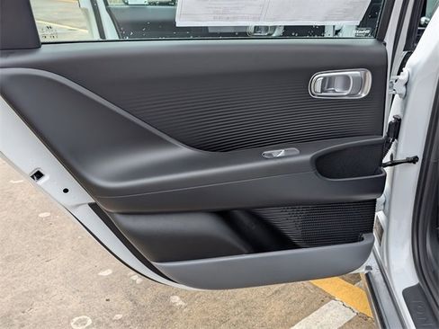 New 2025 Hyundai Ioniq 6 SE image 22