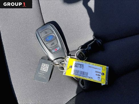 Used 2025 Subaru Crosstrek 2.0i Premium image 15