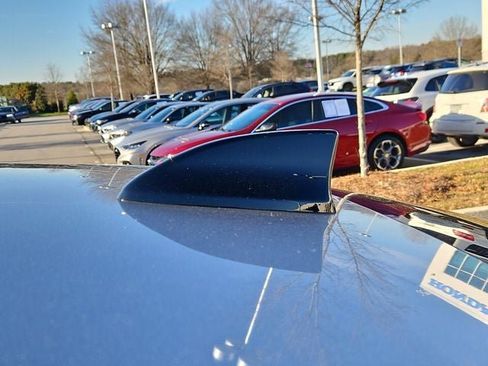 Used 2025 Honda Accord SE image 35