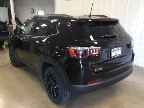 New 2026 Jeep Compass Latitude AWD/4WD image 3