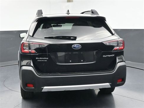 Used 2024 Subaru Outback Limited image 34