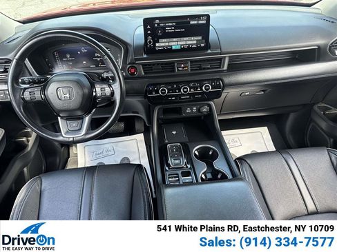 Used 2023 Honda Pilot Elite image 13
