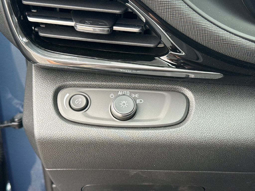 New 2026 Buick Envista Sport Touring w/ Convenience I Package FWD image 19