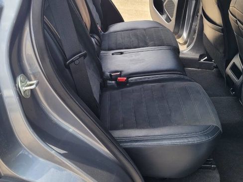 Used 2022 Mitsubishi Outlander SEL Black Edition image 12