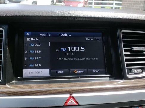 Used 2019 Genesis G80 3.8 AWD/4WD image 21