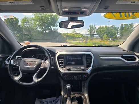 Used 2017 GMC Acadia SLT FWD image 17
