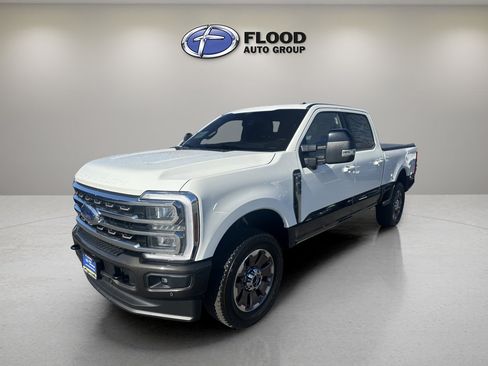 Used 2025 Ford F250 King Ranch AWD/4WD image 3