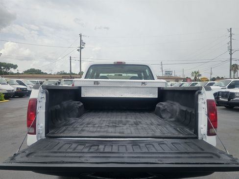 Used 2002 Ford F250 XL AWD/4WD image 9