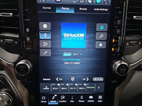 Used 2022 RAM 1500 Laramie AWD/4WD image 41