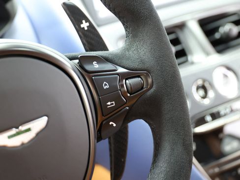 Used 2023 Aston Martin DBS Coupe RWD image 39