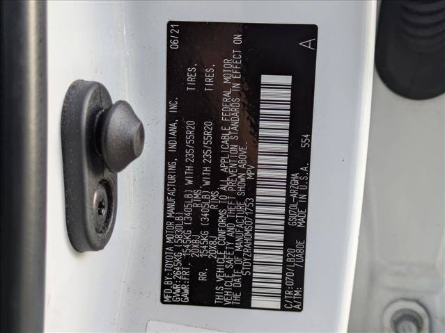 Used 2021 Toyota Highlander Limited FWD image 15
