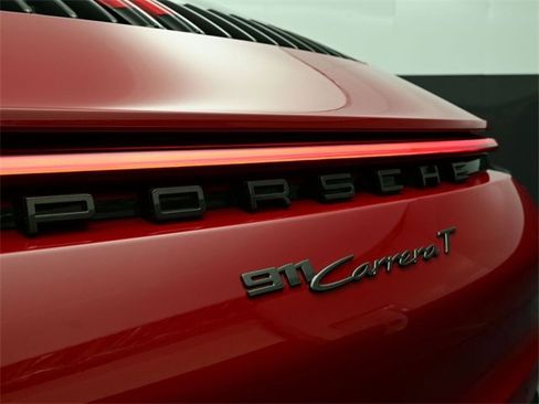Used 2023 Porsche 911 Carrera T image 15