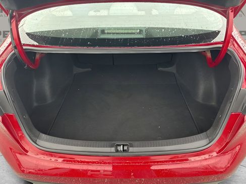 Used 2022 Toyota Corolla LE image 24