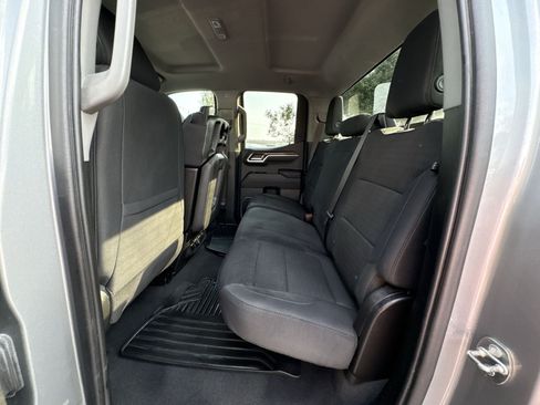 Used 2023 Chevrolet Silverado 1500 LT AWD/4WD image 24