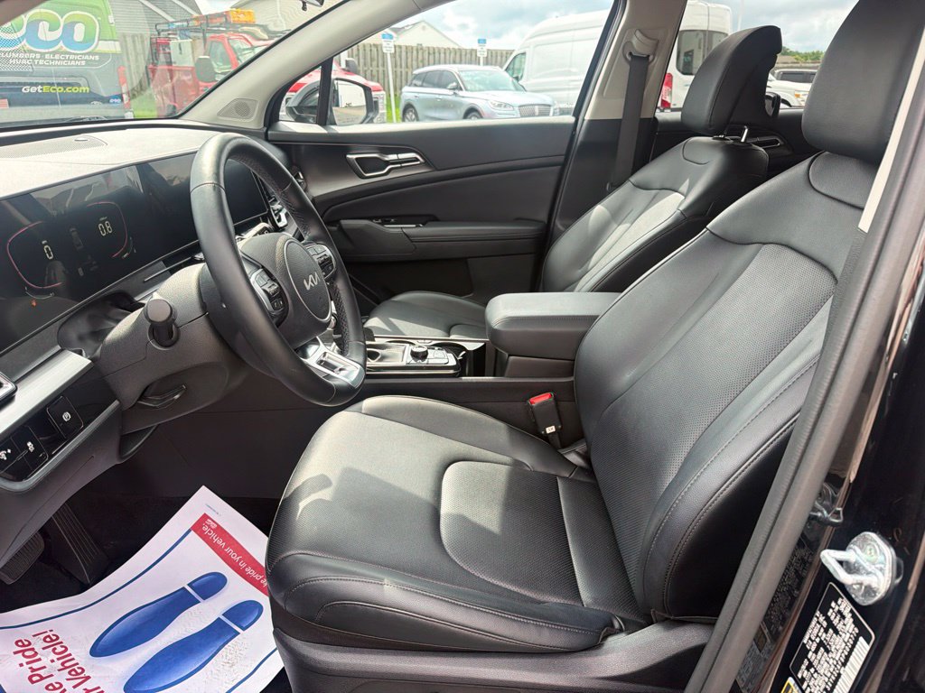 Used 2023 Kia Sportage EX AWD/4WD image 25