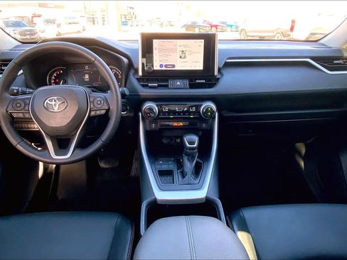 Used 2024 Toyota RAV4 XLE Premium image 15