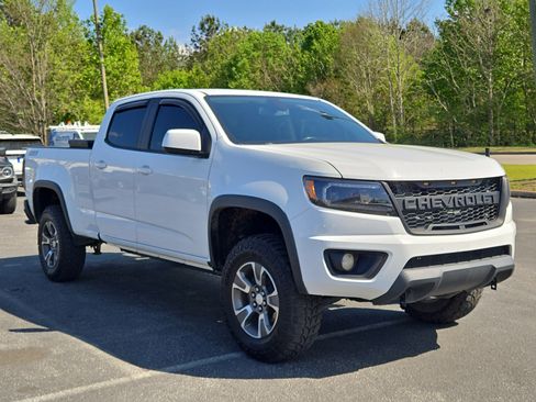 Used 2015 Chevrolet Colorado Z71 image 3