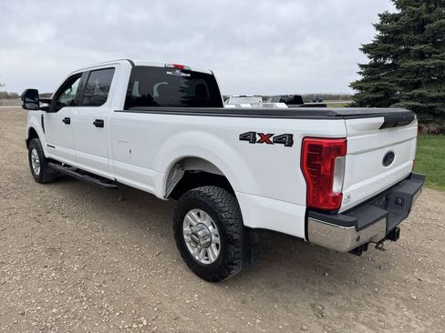 Used 2017 Ford F350 XLT w/ XLT Value Package AWD/4WD image 7