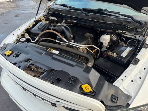 Used 2018 RAM 1500 Sport image 22