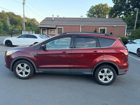 Used 2015 Ford Escape SE w/ Equipment Group 201A FWD image 4