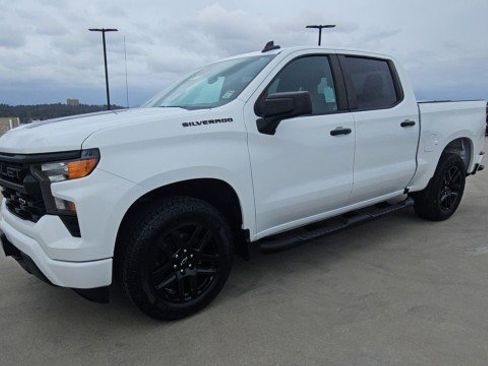 Used 2023 Chevrolet Silverado 1500 Custom w/ Rally Edition RWD image 4